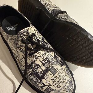 Dr. Martens Graphic Black and White Men's Oxfords